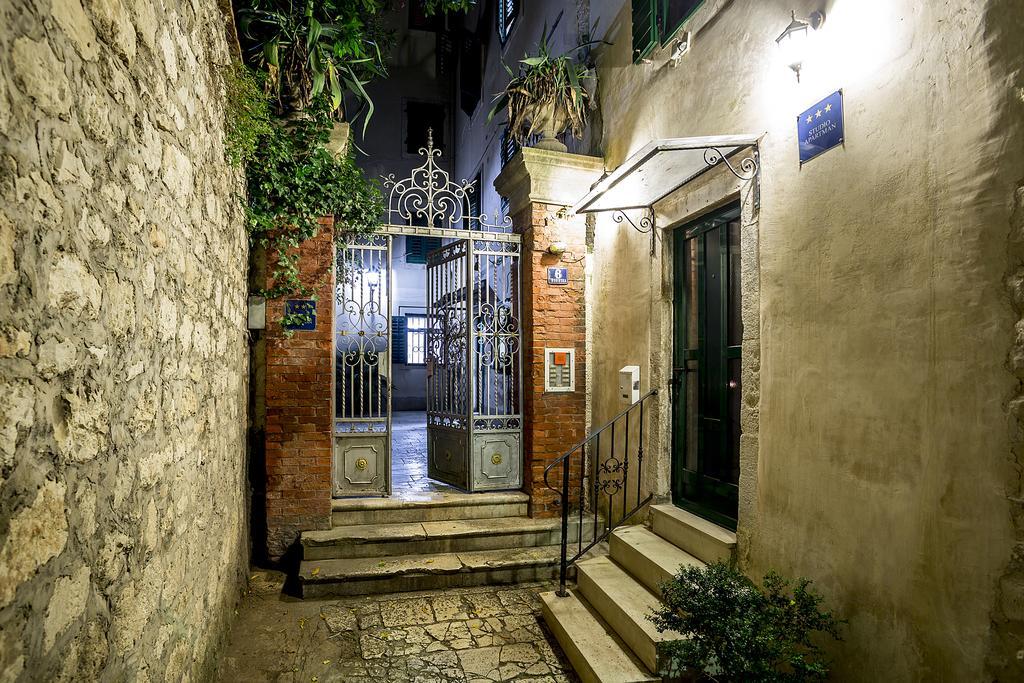 Villa Palace Σπλιτ Εξωτερικό φωτογραφία