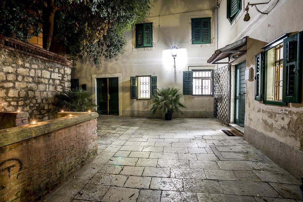 Villa Palace Σπλιτ Εξωτερικό φωτογραφία